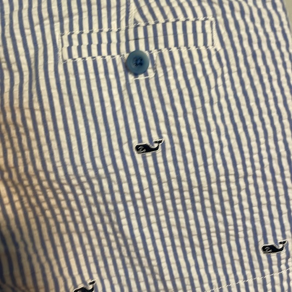Vineyard Vines Blue and White Shorts Size 8 - Picture 4 of 7